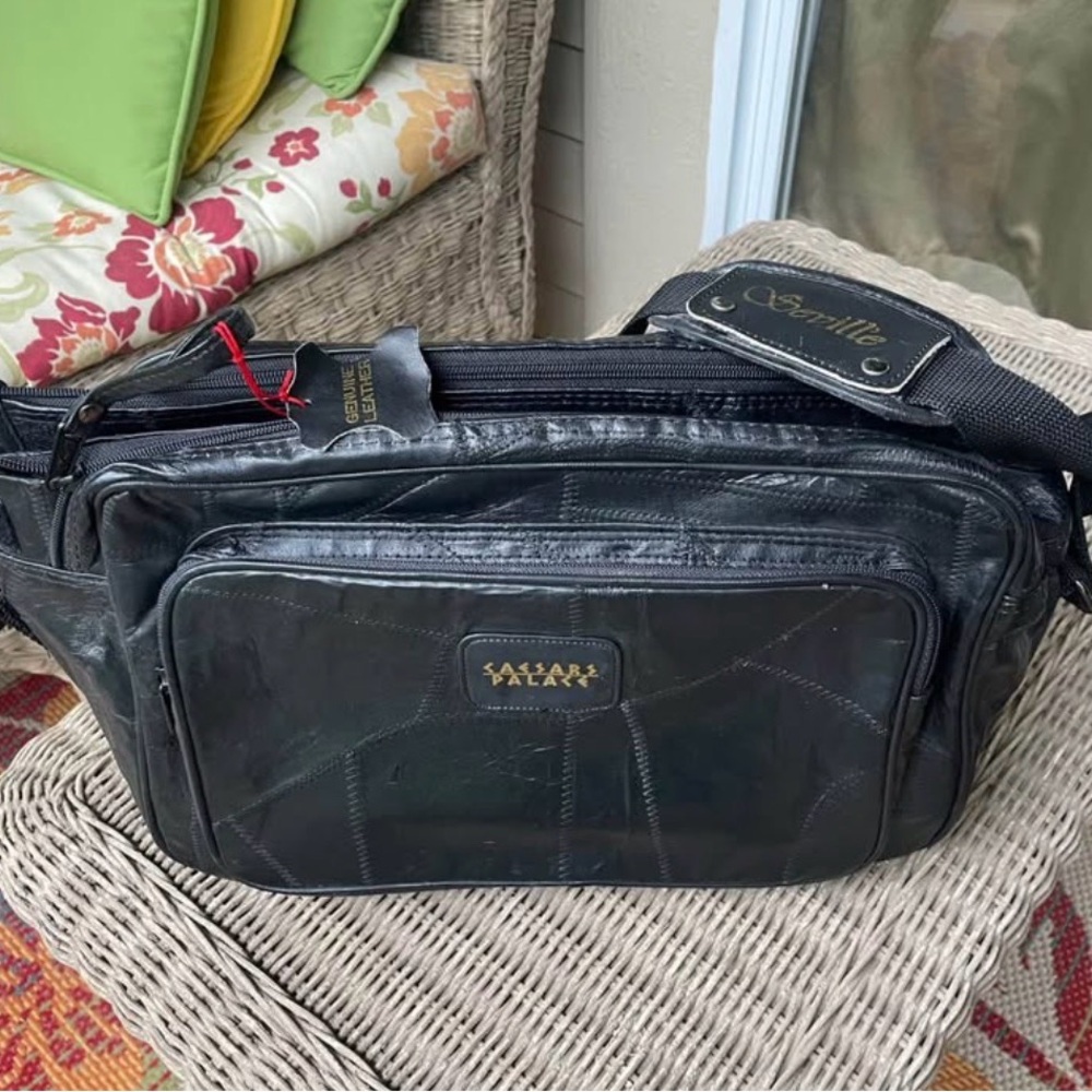 NEW Vintage Caesar’s Palace Las Vegas Leather Duffle Bag 1980/1990’s